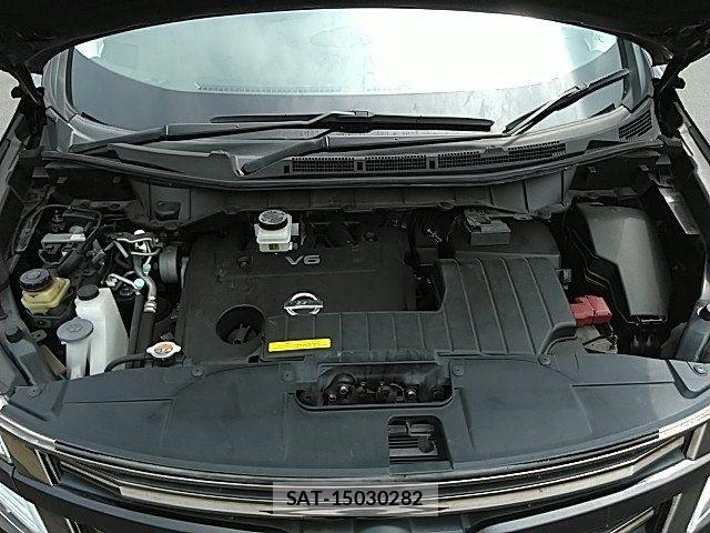 Nissan ELGRAND 2018-03 8073657-14