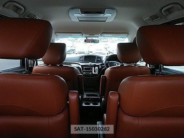 Nissan ELGRAND 2018-03 8073657-20