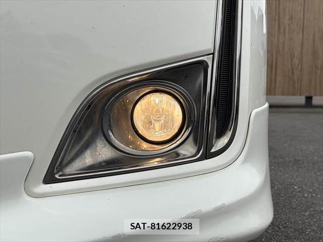 Nissan ELGRAND 2011-11 8073665-14