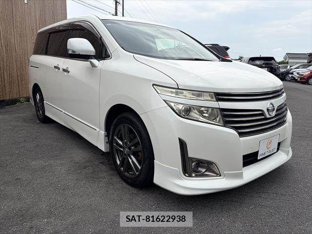 Nissan ELGRAND 2011-11 8073665-17