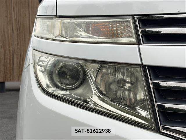 Nissan ELGRAND 2011-11 8073665-23