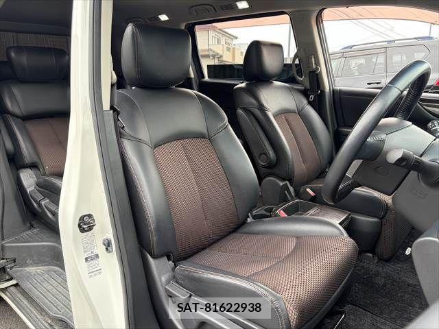 Nissan ELGRAND 2011-11 8073665-8