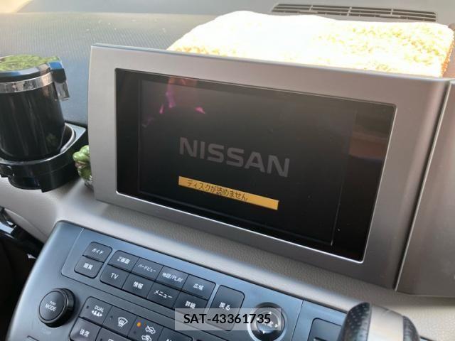 Nissan ELGRAND 2004-05 8073666-25