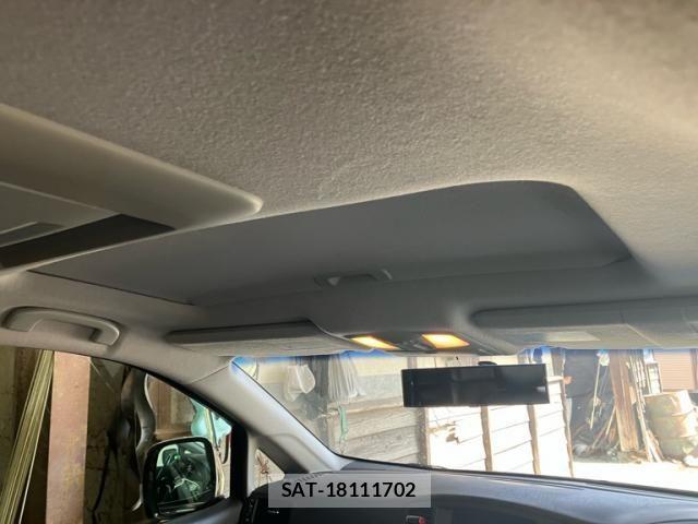 Nissan ELGRAND 2011-11 8073667-13