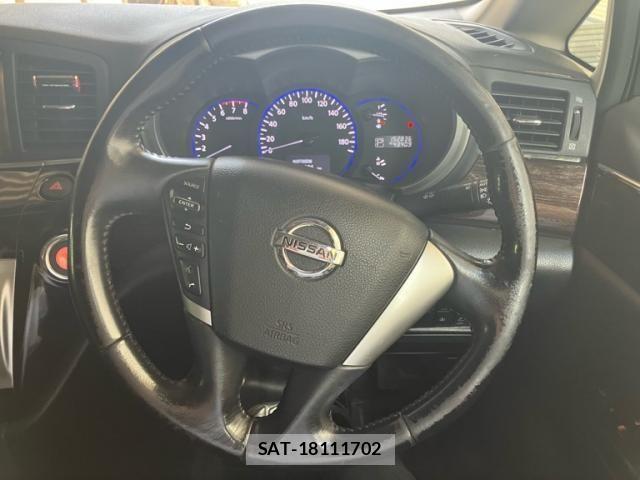 Nissan ELGRAND 2011-11 8073667-16