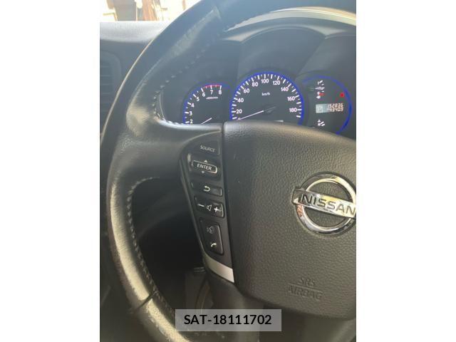 Nissan ELGRAND 2011-11 8073667-17