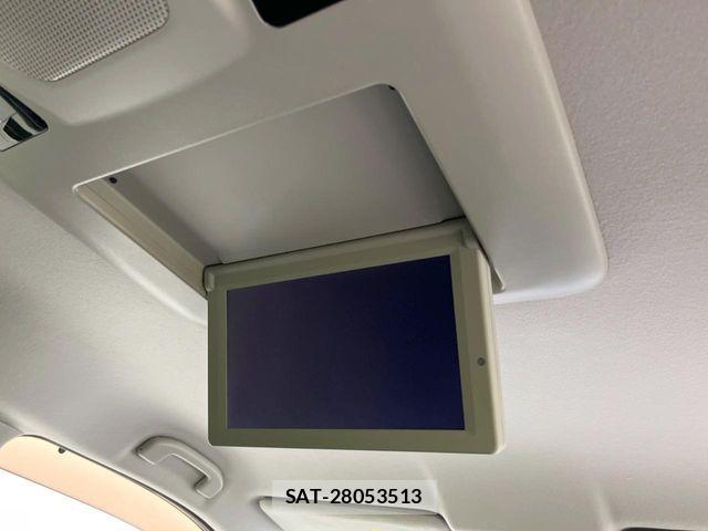Nissan ELGRAND 2012-02 8073662-2