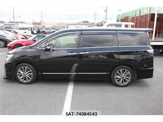 Nissan ELGRAND 2014-05 8099022-12