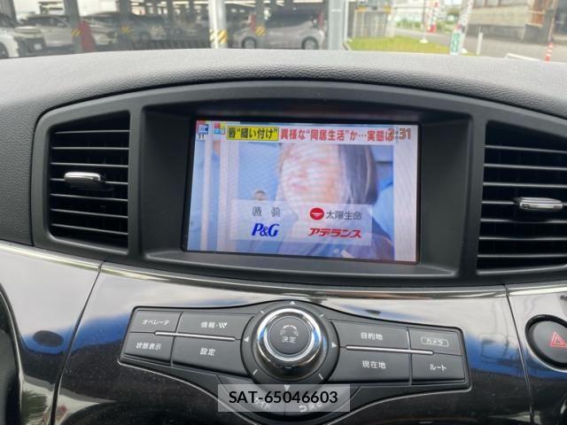 Nissan ELGRAND 2016-02 8099023-20