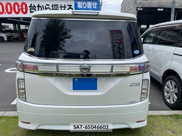 Nissan ELGRAND 2016-02 8099023-5