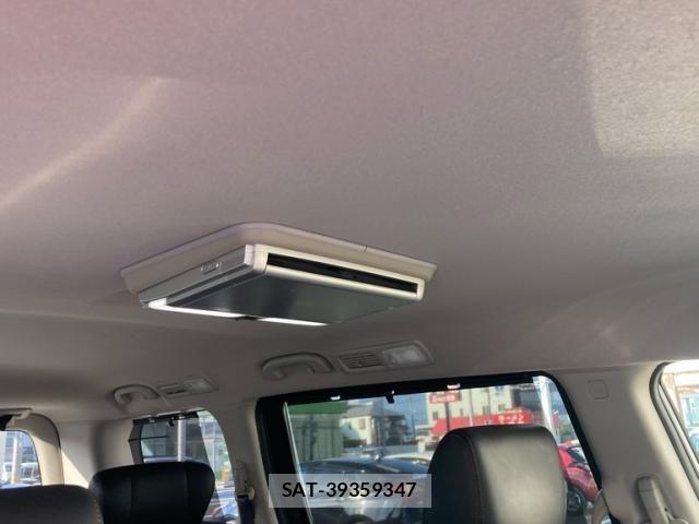 Nissan ELGRAND 2012-09 8099024-13