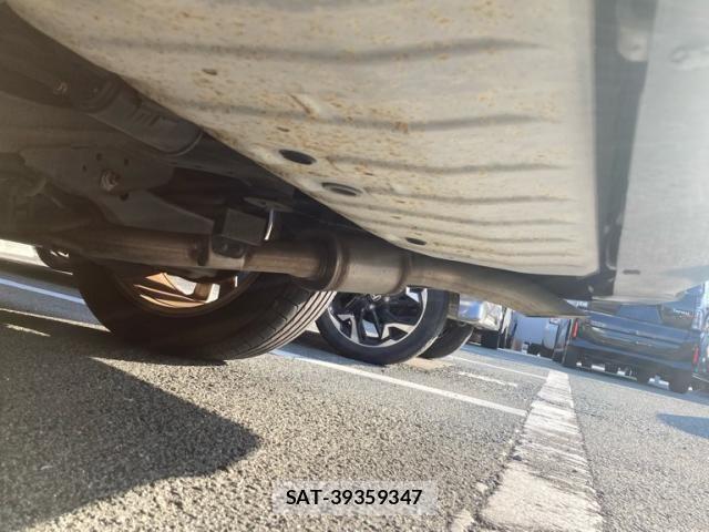 Nissan ELGRAND 2012-09 8099024-2