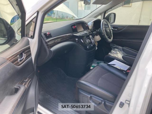 Nissan ELGRAND 2014-05 8129927-16