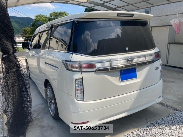 Nissan ELGRAND 2014-05 8129927-2