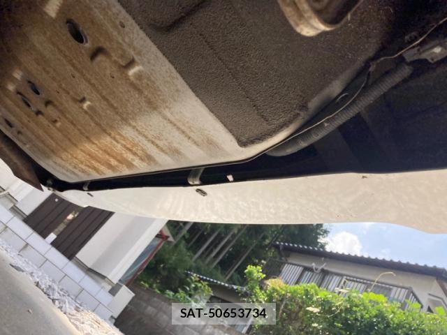 Nissan ELGRAND 2014-05 8129927-8