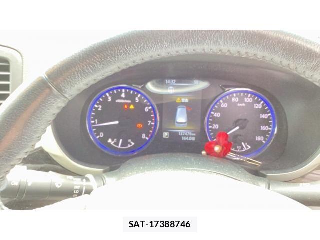 Nissan ELGRAND 2019-03 8129925-9