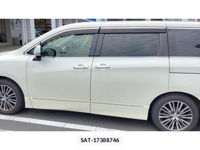 Nissan ELGRAND 2019-03 8129925-2
