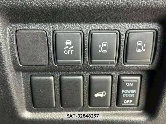 Nissan ELGRAND 2021-07 8129924-12