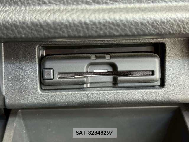 Nissan ELGRAND 2021-07 8129924-13