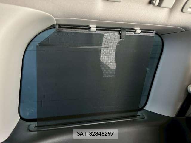 Nissan ELGRAND 2021-07 8129924-14