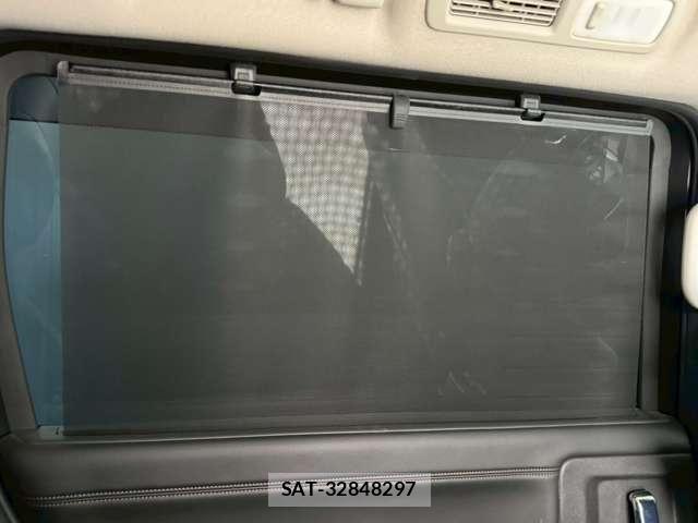Nissan ELGRAND 2021-07 8129924-15