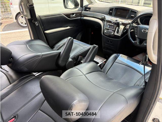 Nissan ELGRAND 2010-08 8145752-5