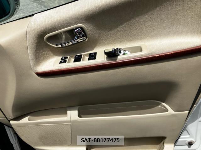 Nissan ELGRAND 2005-06 8145759-20