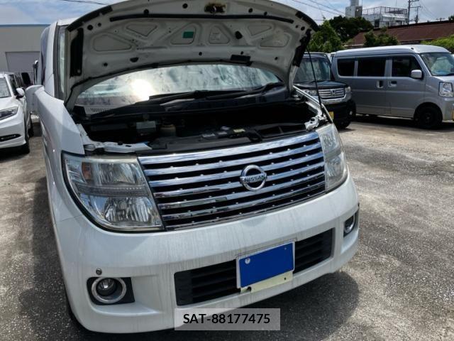Nissan ELGRAND 2005-06 8145759-2