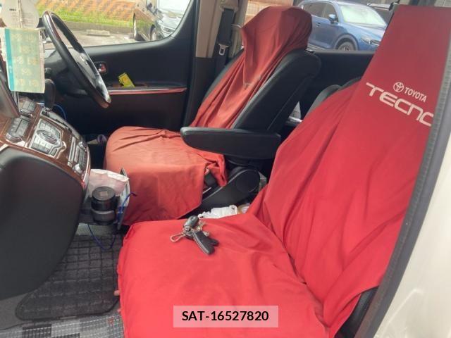 Nissan ELGRAND 2009-05 8145758-10