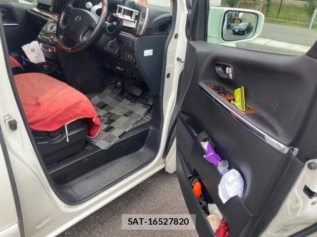 Nissan ELGRAND 2009-05 8145758-13