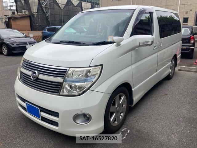 Nissan ELGRAND 2009-05 8145758-1