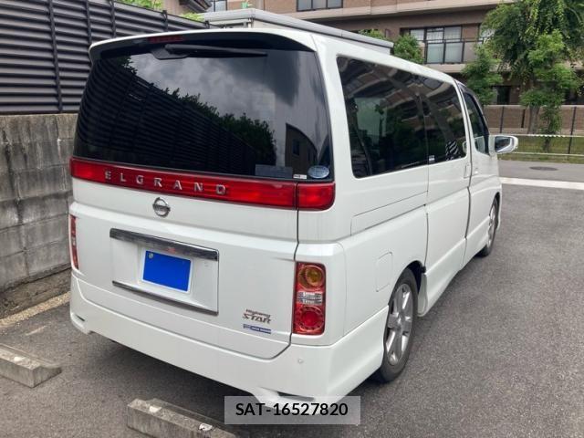 Nissan ELGRAND 2009-05 8145758-2