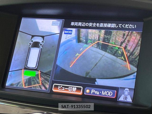 Nissan ELGRAND 2019-03 8158371-3
