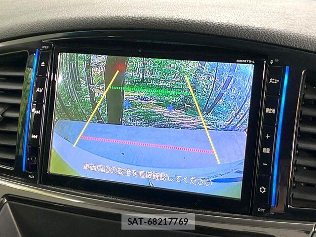 Nissan ELGRAND 2017-07 8207407-4