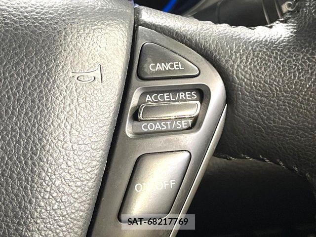 Nissan ELGRAND 2017-07 8207407-5