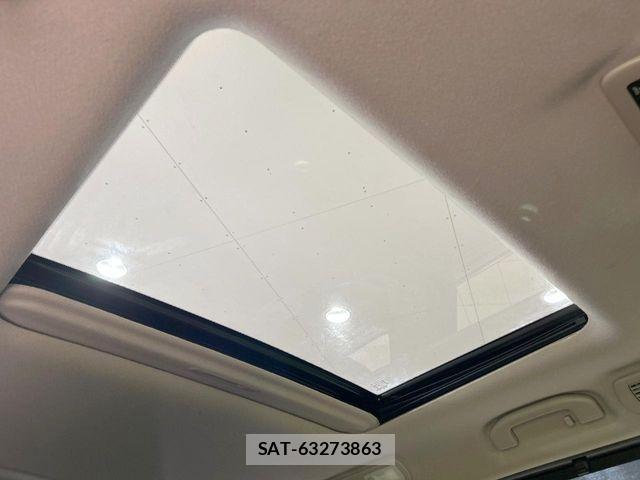 Nissan ELGRAND 2017-09 8207408-2
