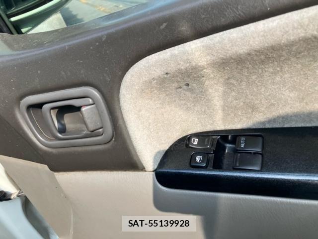 Nissan ELGRAND 2000-05 8207412-11