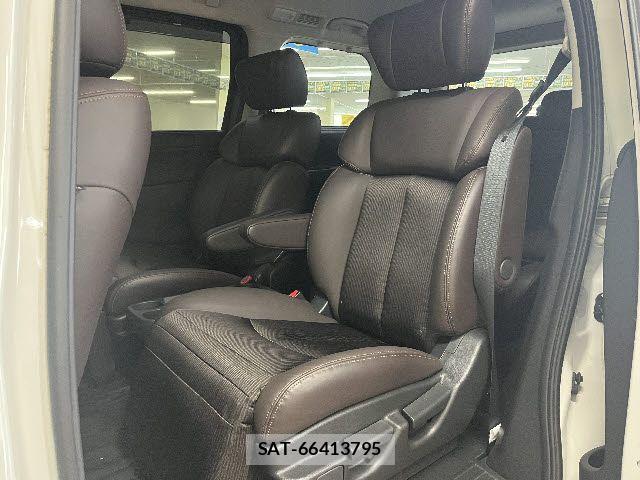 Nissan ELGRAND 2023-03 8207404-12