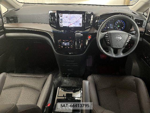Nissan ELGRAND 2023-03 8207404-1