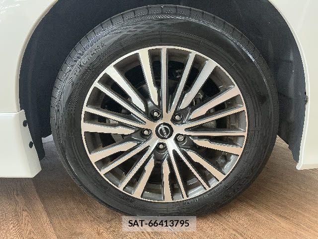 Nissan ELGRAND 2023-03 8207404-26