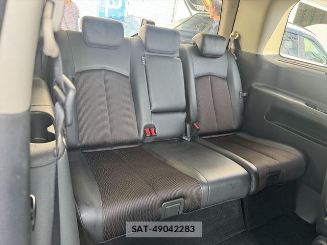 Nissan ELGRAND 2015-06 8207409-14
