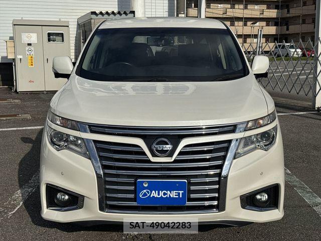Nissan ELGRAND 2015-06 8207409-1