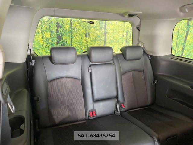 Nissan ELGRAND 2020-04 8207405-9