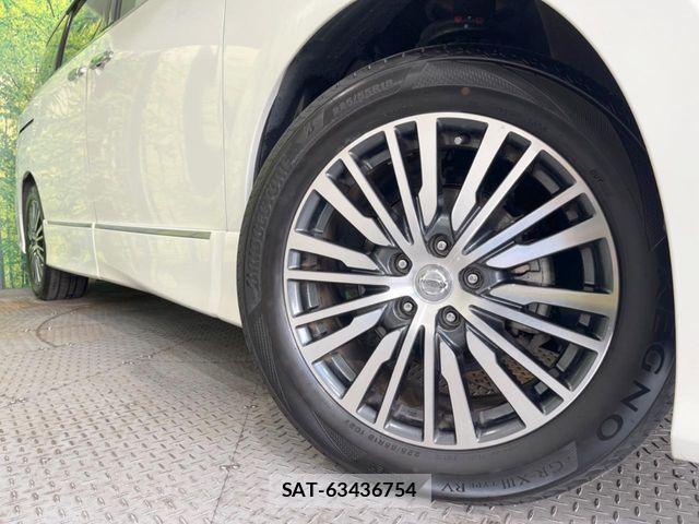 Nissan ELGRAND 2020-04 8207405-12