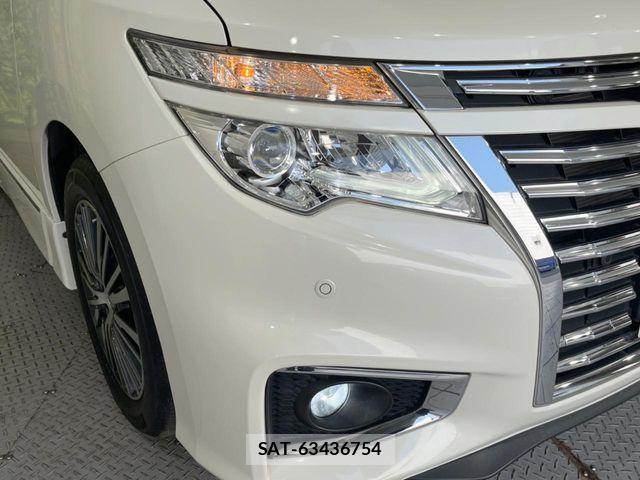 Nissan ELGRAND 2020-04 8207405-13