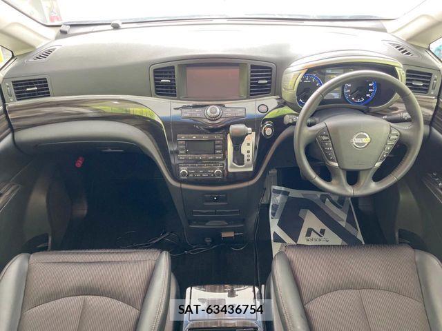 Nissan ELGRAND 2020-04 8207405-1