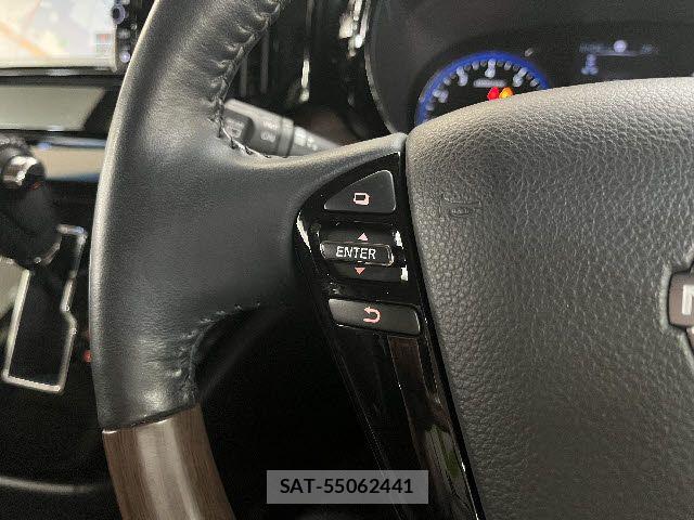 Nissan ELGRAND 2022-11 8207403-16