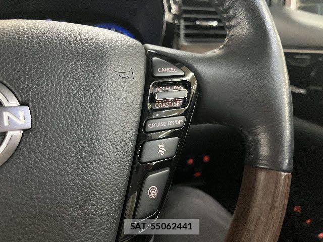 Nissan ELGRAND 2022-11 8207403-17