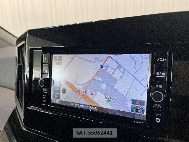 Nissan ELGRAND 2022-11 8207403-4