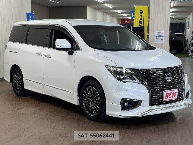 Nissan ELGRAND 2022-11 8207403-6